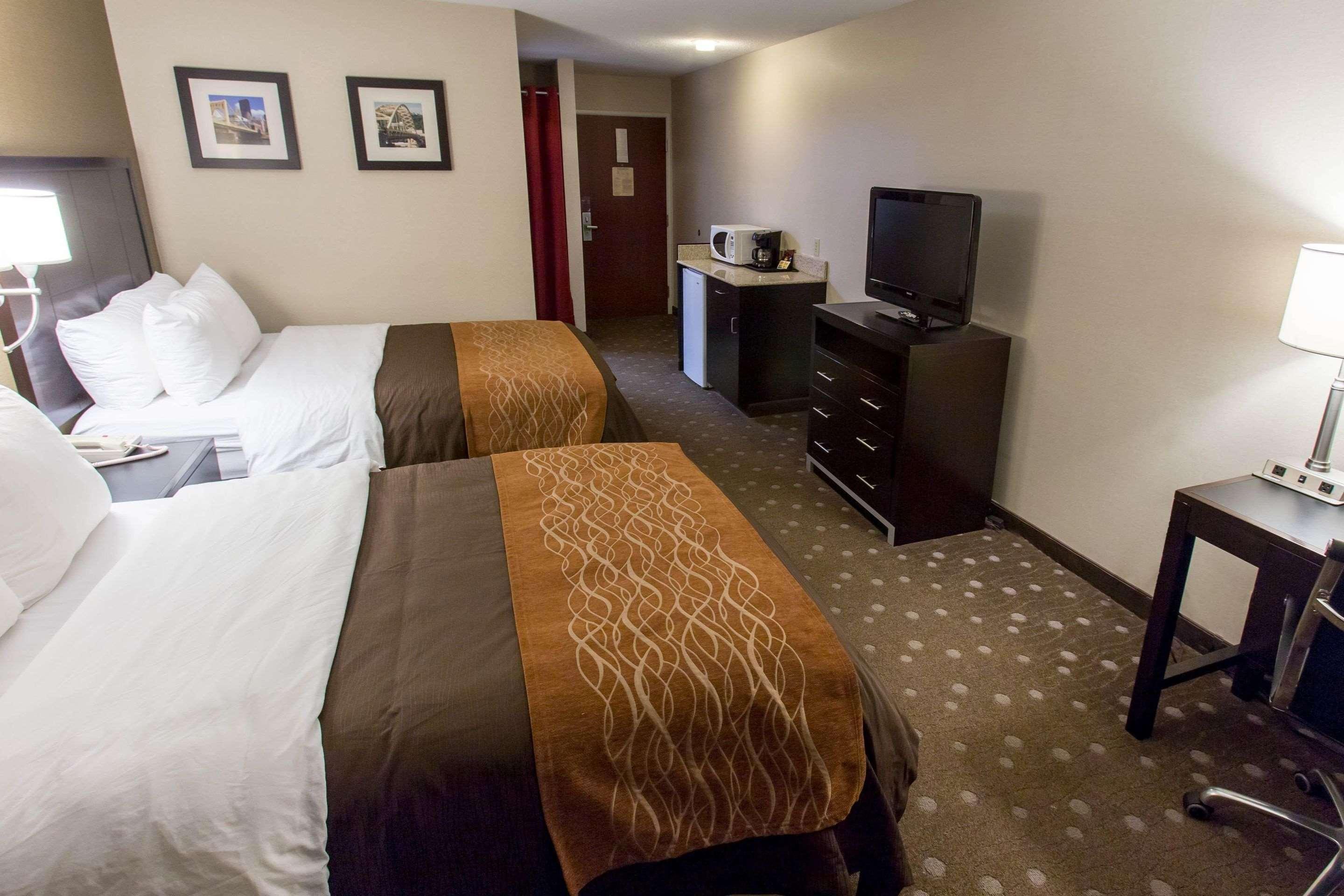 Comfort Inn Питсбърг Екстериор снимка
