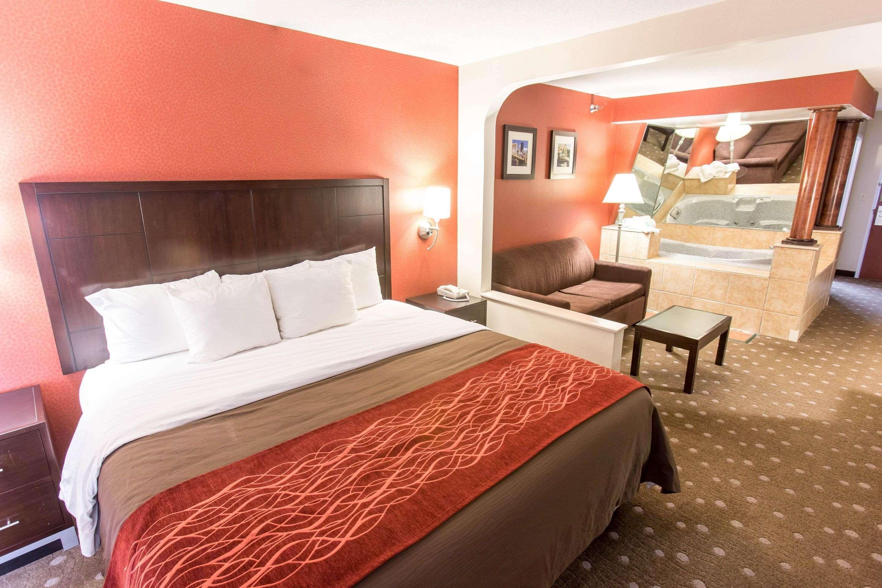 Comfort Inn Питсбърг Екстериор снимка