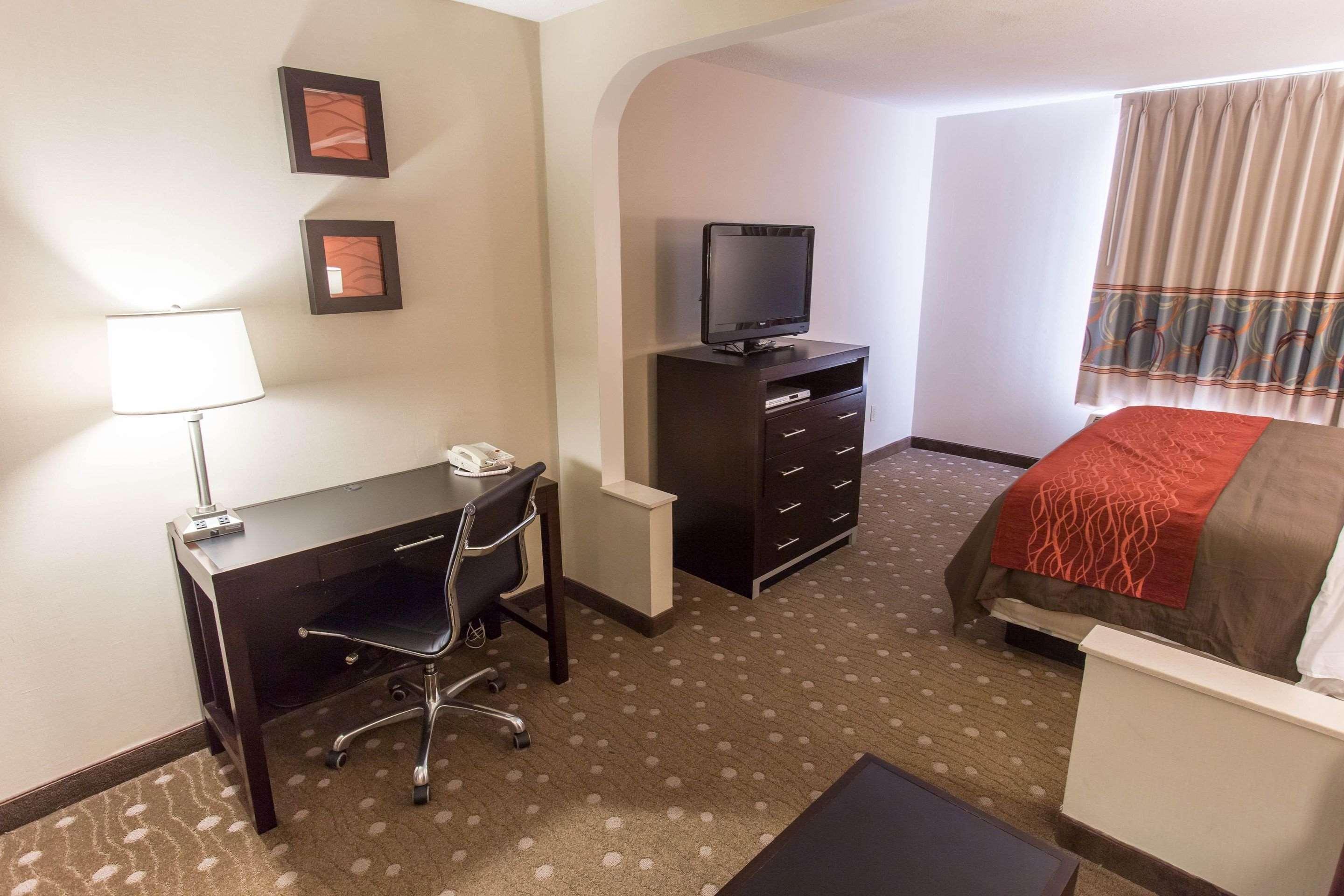 Comfort Inn Питсбърг Екстериор снимка
