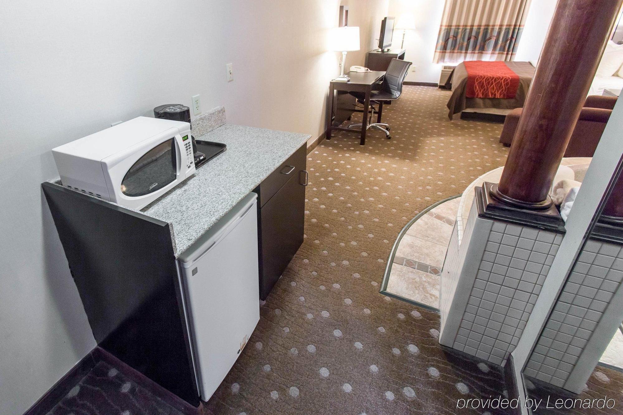 Comfort Inn Питсбърг Екстериор снимка